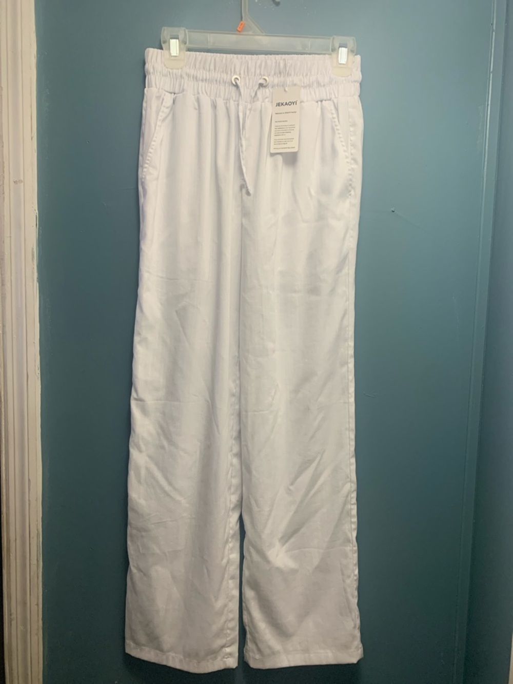 White Drawstring Relaxed-Fit Joggers for women